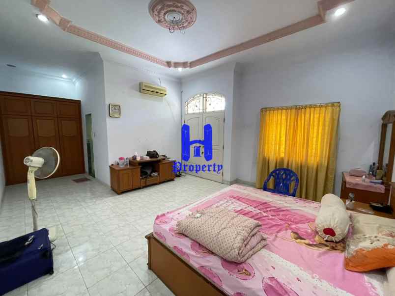 dijual rumah komplek cemara hijau jalan