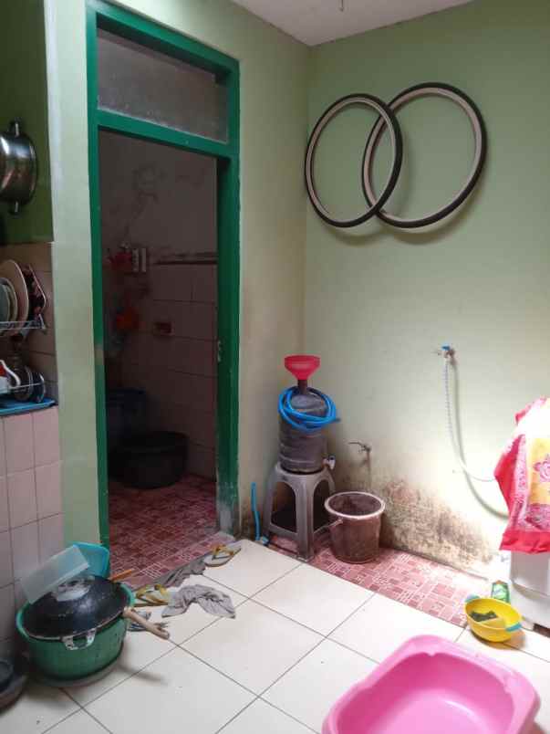dijual rumah komplek cimindi raya