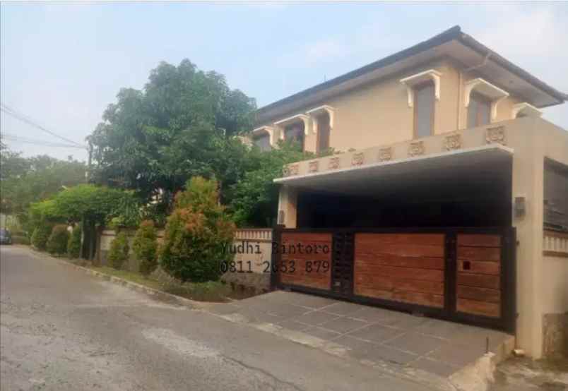 dijual rumah komplek ligamas