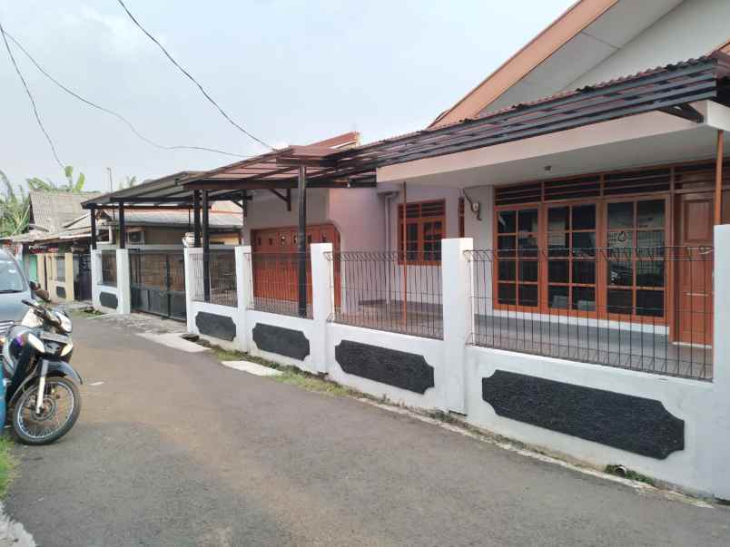 dijual rumah komplek pondok bambu duren