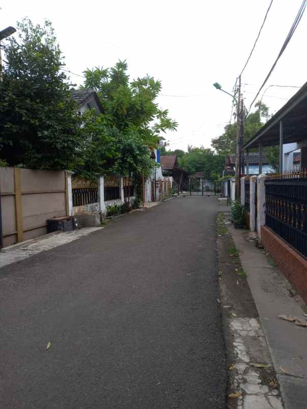 dijual rumah komplek ptb pondok kelapa