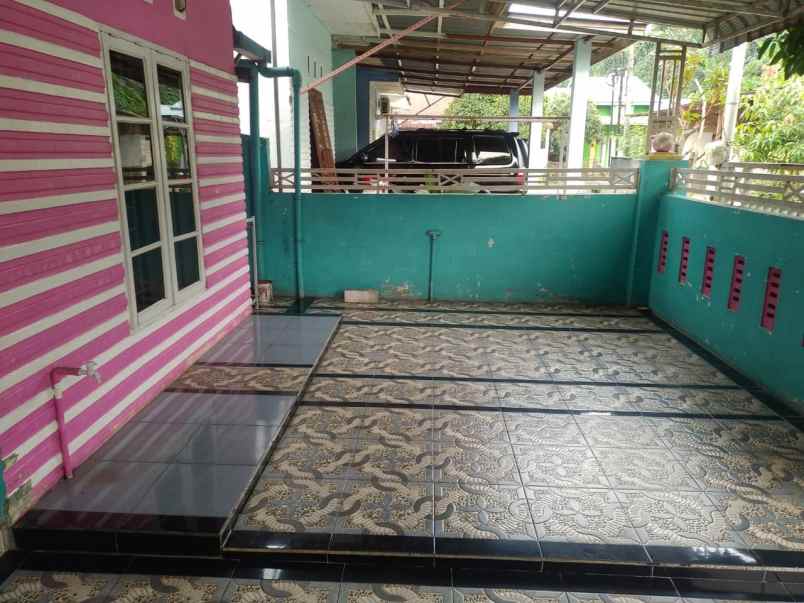dijual rumah komplek rorinata residence