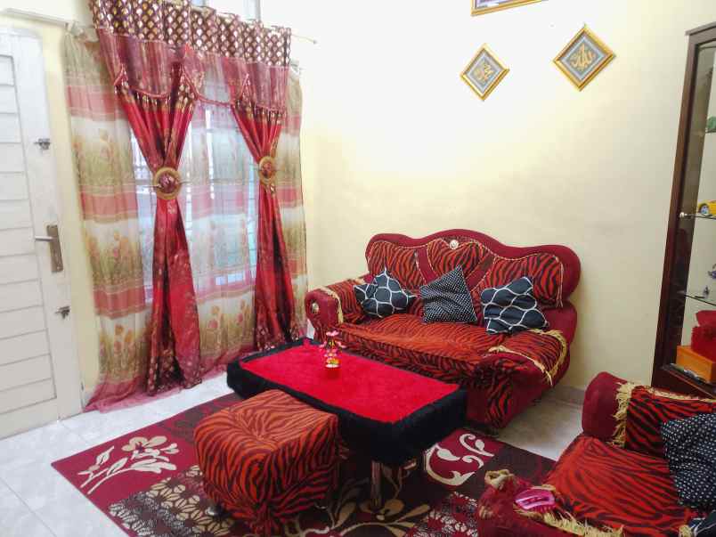 dijual rumah komplek rorinata residence