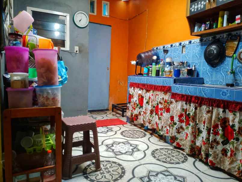 dijual rumah komplek rorinata residence