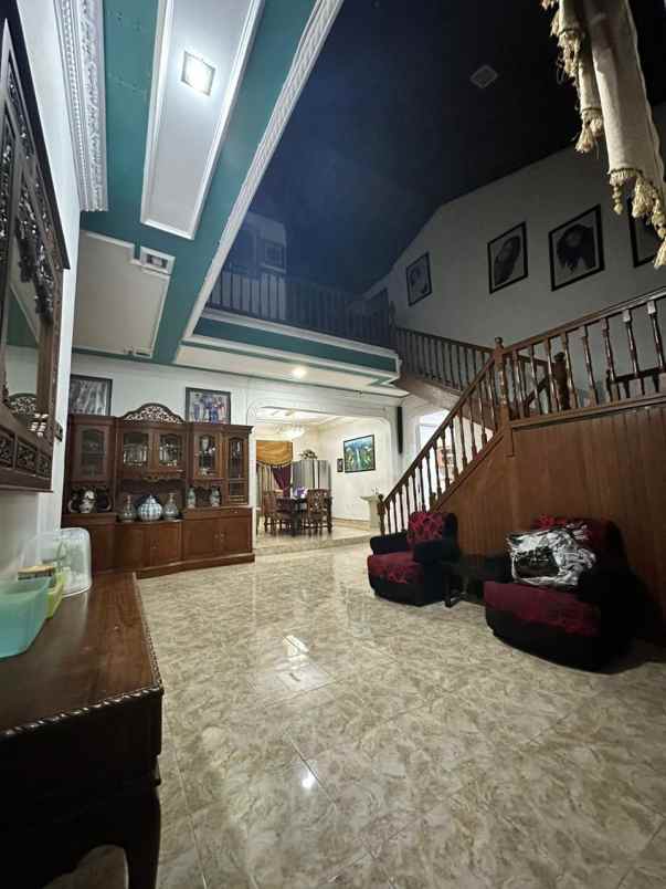 dijual rumah komplek sejahtera permai