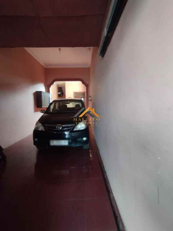 dijual rumah kondisi siap huni jalan bunga tanjung xi