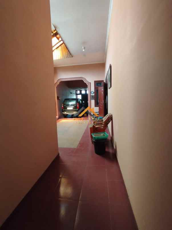 dijual rumah kondisi siap huni jalan bunga tanjung xi