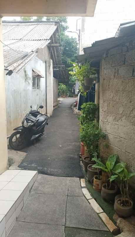 dijual rumah kontrakan di pondok cabe pamulang tangsel