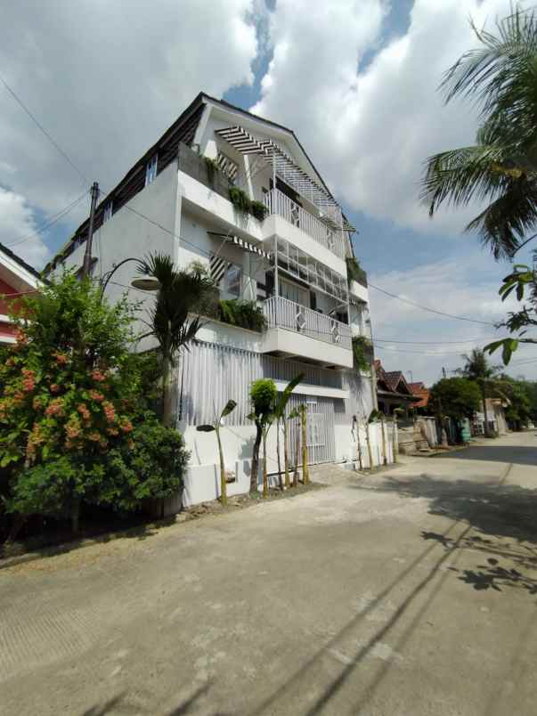 dijual rumah kost dekat summarecon bekasi