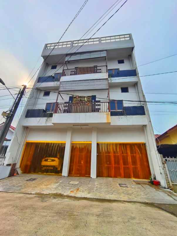 dijual rumah kost dekat summarecon bekasi