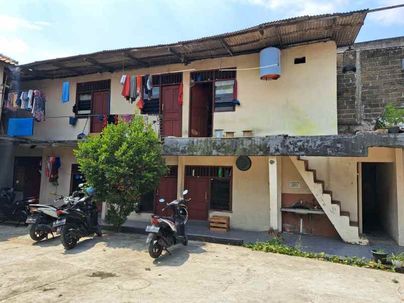 dijual rumah kost kostan di jl trikora jakarta timur