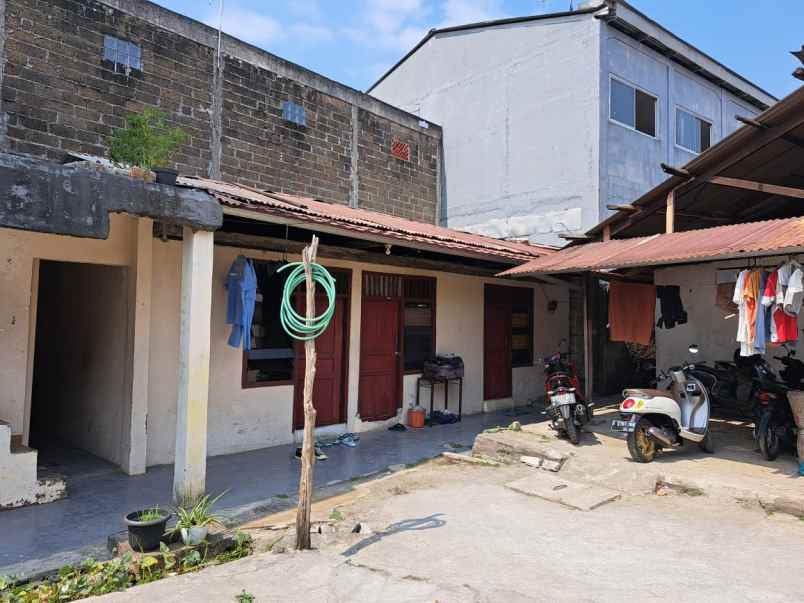 dijual rumah kost kostan di jl trikora jakarta timur