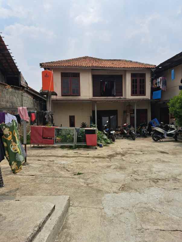 dijual rumah kost kostan di jl trikora jakarta timur