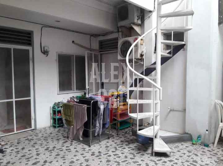 dijual rumah kost putri di senen jakarta pusat bu