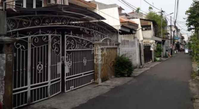 dijual rumah kost putri di senen jakarta pusat bu