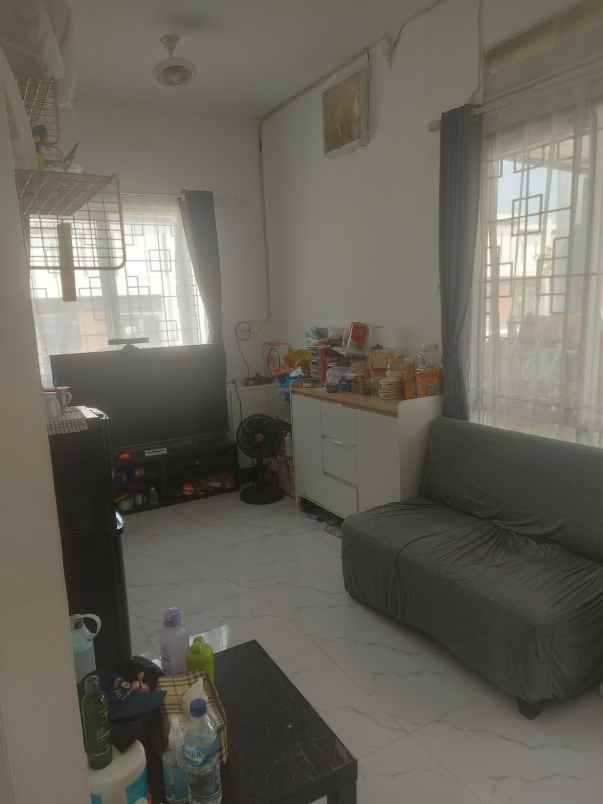 dijual rumah kota podomoro