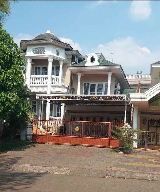 dijual rumah kota wisata cibubur