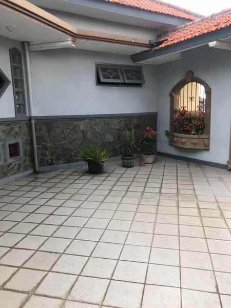 dijual rumah lebak jaya