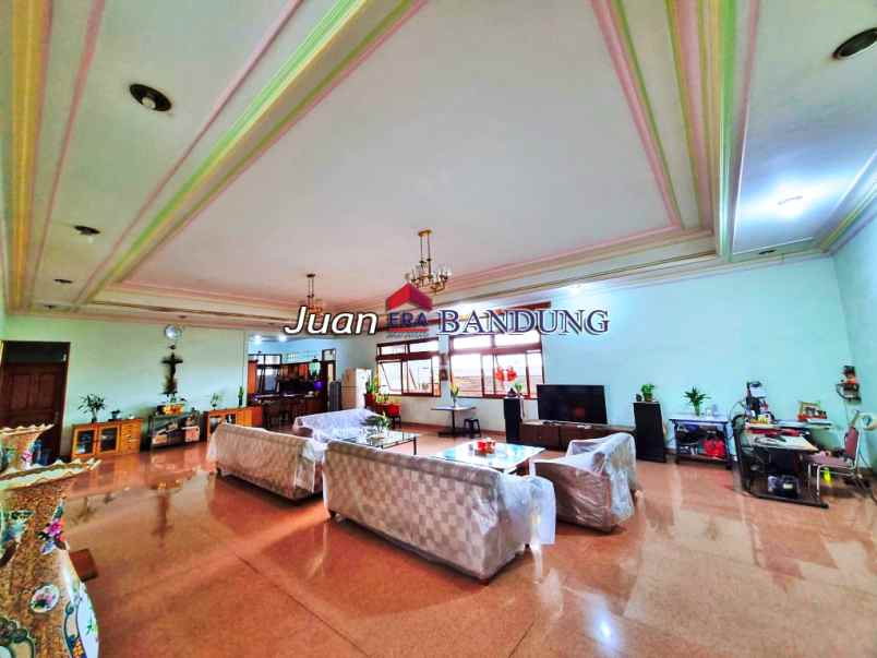 dijual rumah lengkong