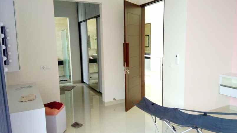 dijual rumah lippo karawaci tangerang