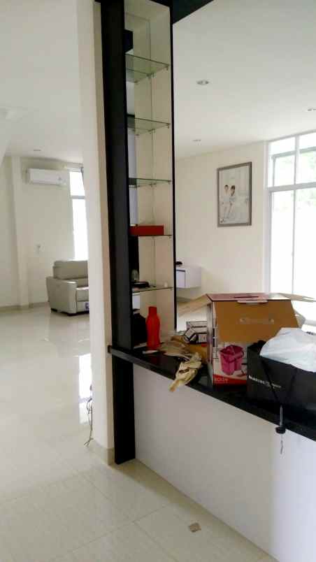 dijual rumah lippo karawaci tangerang