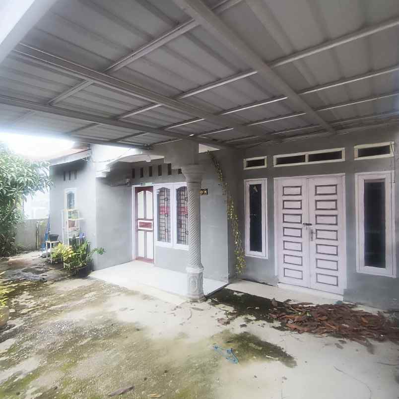 dijual rumah lokasi jln payung sekaki kubang