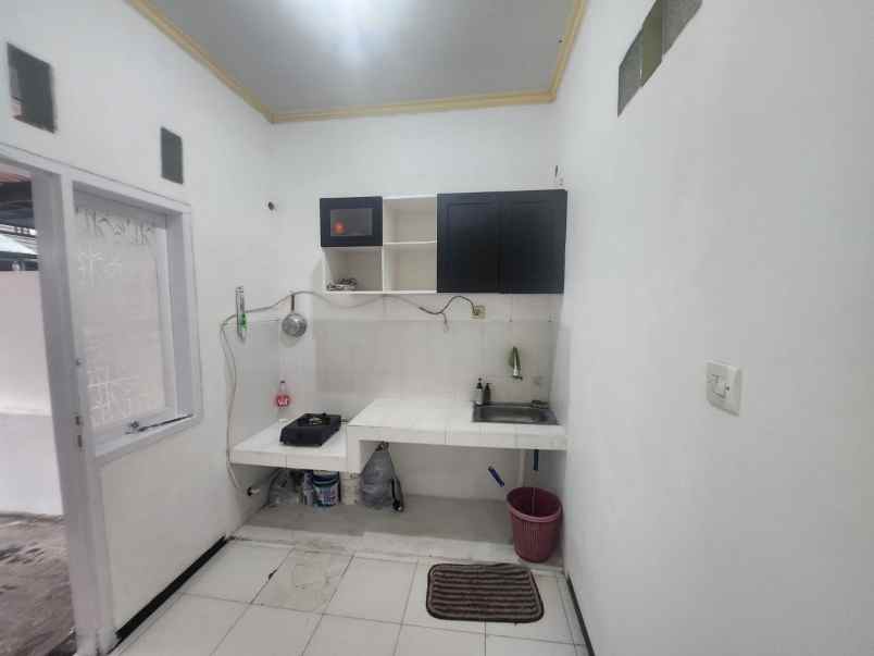 dijual rumah lokasi strategis daerah saxophone