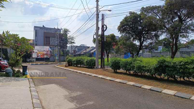 dijual rumah mampang hills