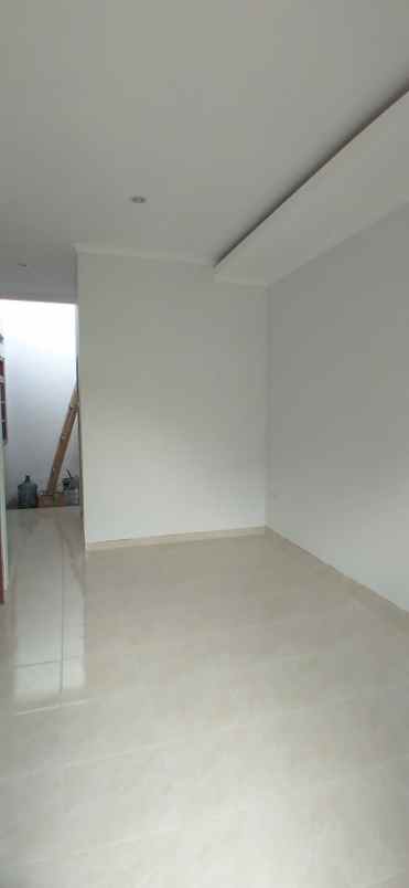 dijual rumah manglayang regency