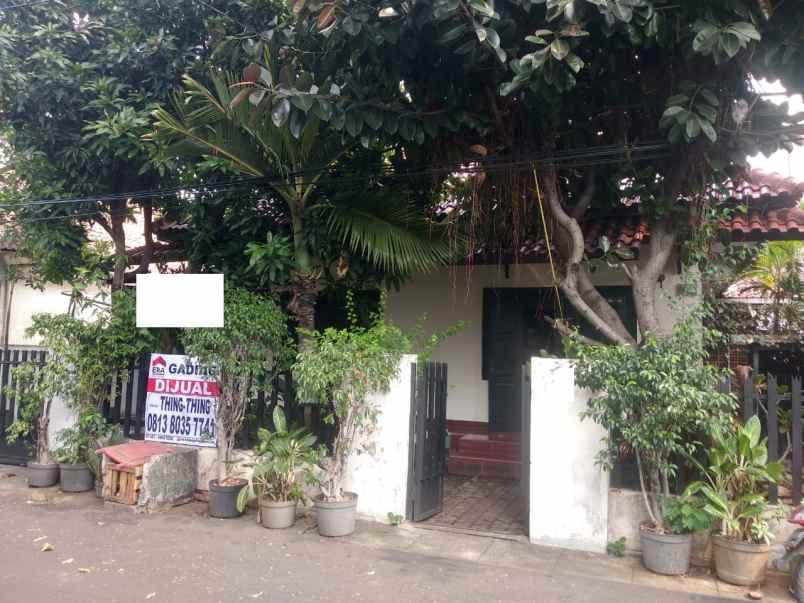 dijual rumah menteng pegangsaan kalasan