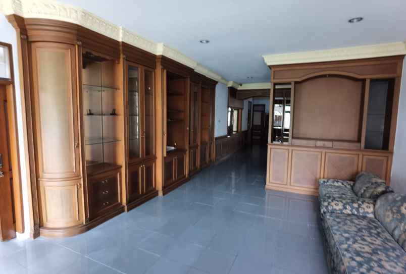 dijual rumah meruya ilir