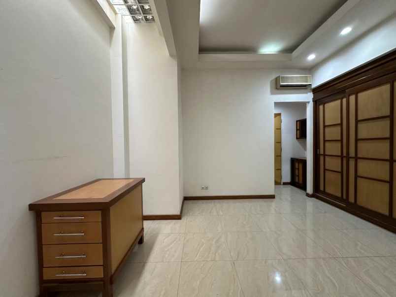 dijual rumah mewah di menteng jakpus