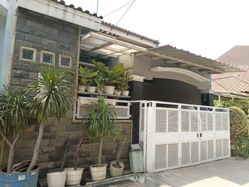 dijual rumah minimalis lokasi strategis harga ekonomis