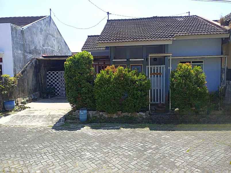 dijual rumah minimalis nyaman ungaran