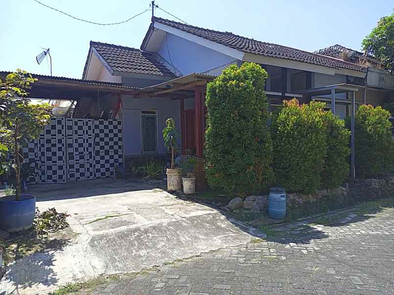 dijual rumah minimalis nyaman ungaran