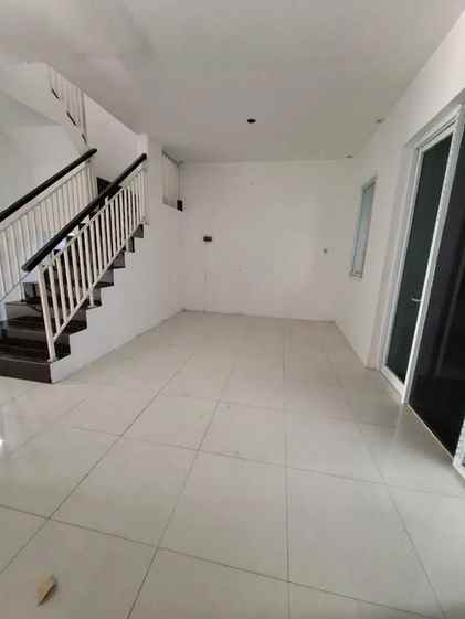 dijual rumah mulyosari