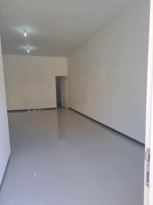 dijual rumah mulyosari bpd