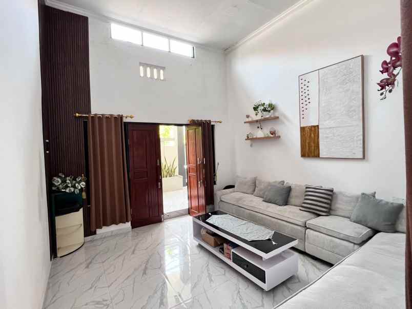 dijual rumah mulyosari mulyorejo