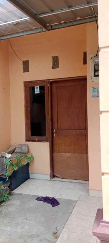 dijual rumah murah pinggir jalan