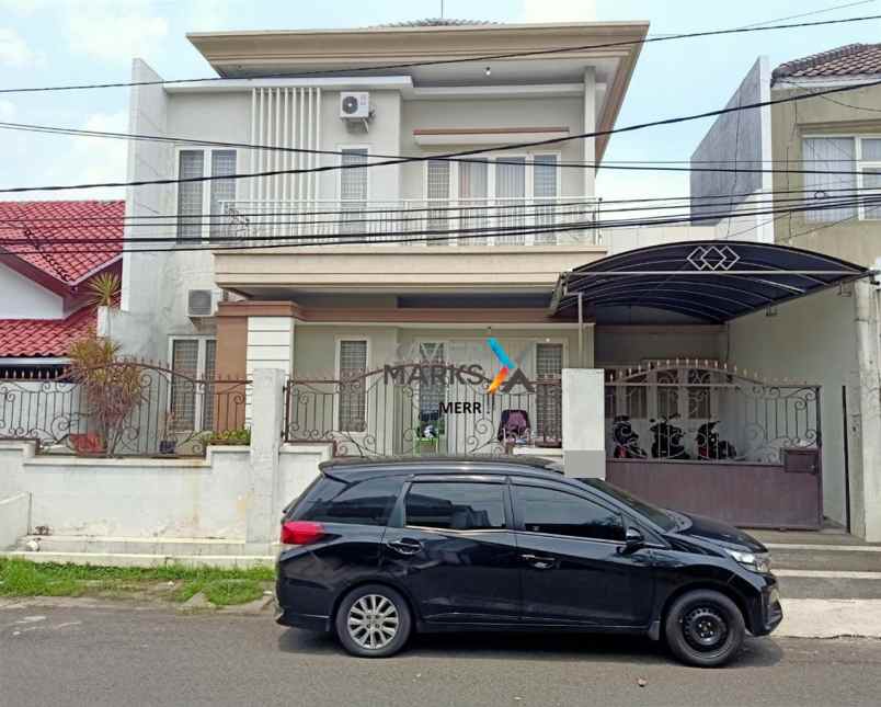 dijual rumah nginden intan barat