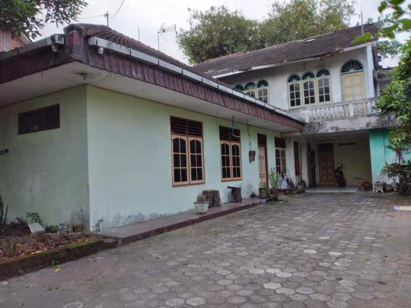 dijual rumah nglarang rt 4 rw 11 no 103