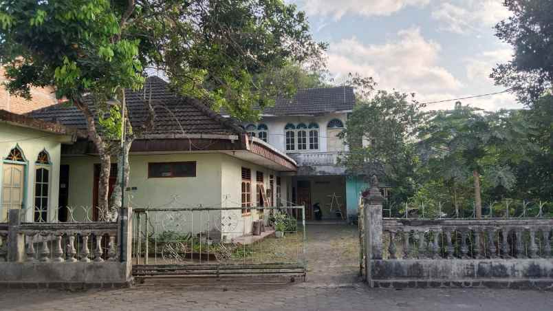 dijual rumah nglarang rt 4 rw 11 no 103