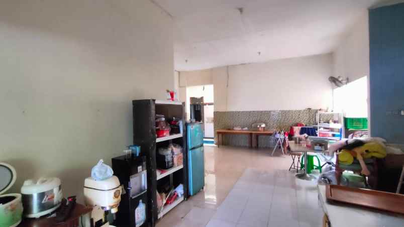 dijual rumah nirwana eksekutif