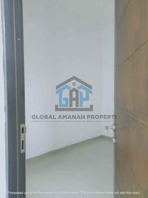 dijual rumah padasuka