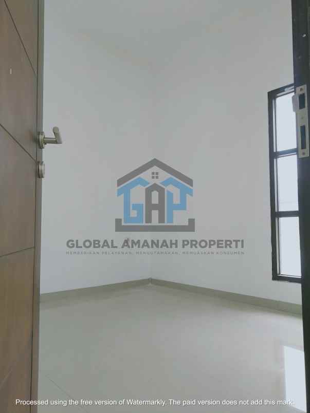 dijual rumah padasuka