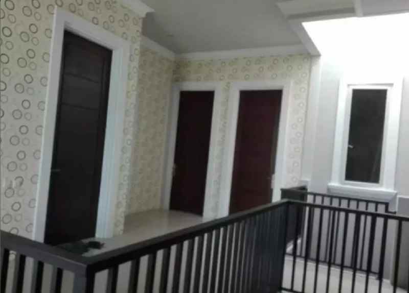 dijual rumah pagesangan baru