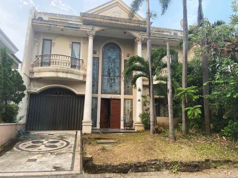 dijual rumah pakuwon city laguna regency