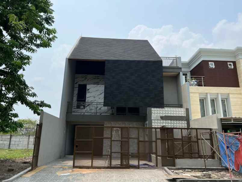 dijual rumah pakuwon city san antonio