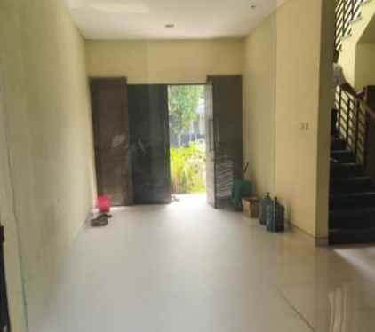 dijual rumah pakuwon indah the mansion