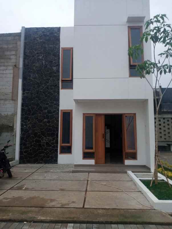 dijual rumah pamulang